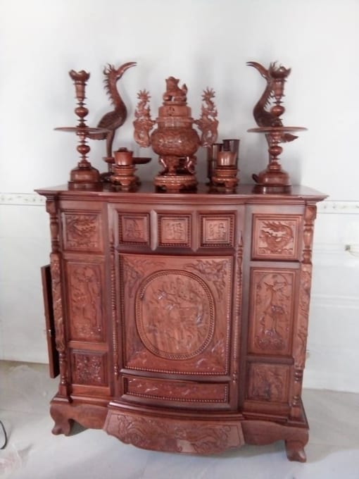 Tủ thờ gỗ hương tại Quy Nhơn